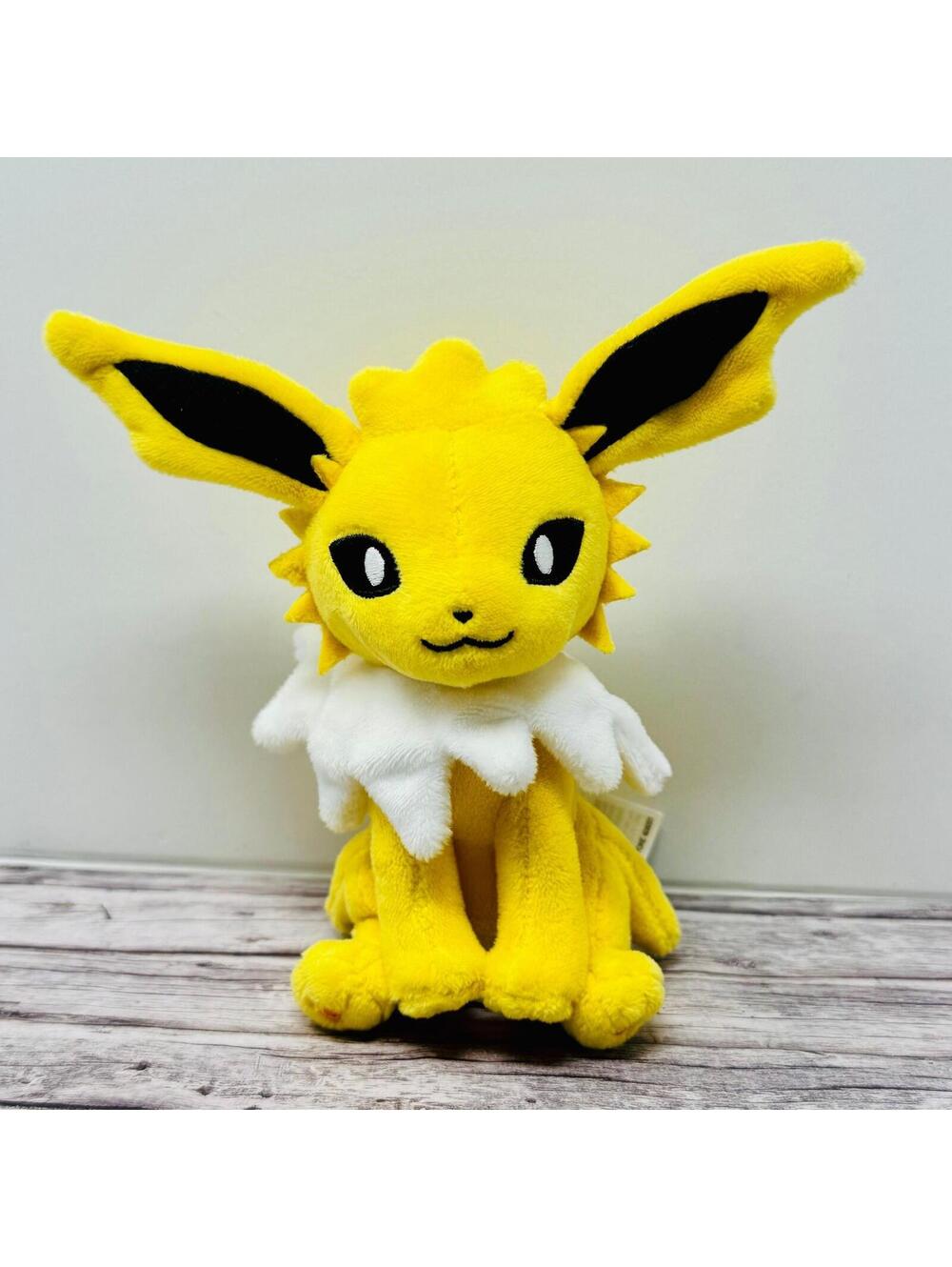 Pokemon Center Japan Sitting Fit Jolteon Plush Japan Import US Seller